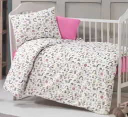 Pembe Gökkuşağı Figürlü Çocuk Nevresim Takımı