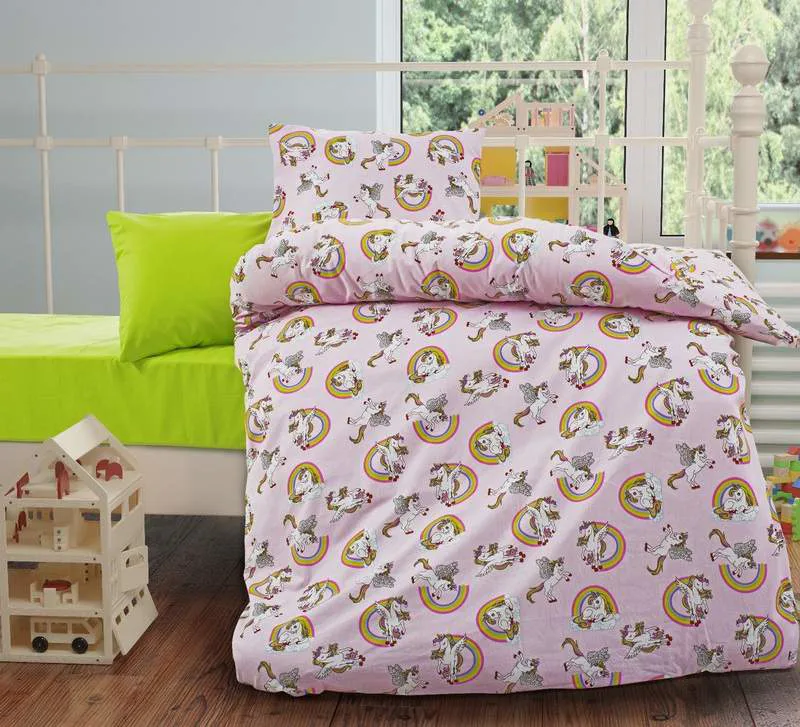 Pembe unicorn desenli cocuk nevresim takimi