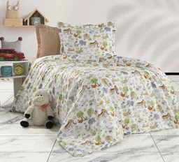 Beyaz Safari Hayvanları Desenli Çocuk Nevresim Takımı