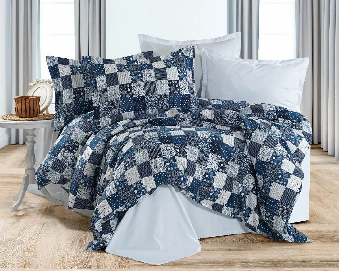 Lacivert ve beyaz patchwork desenli ranforce nevresim takimi